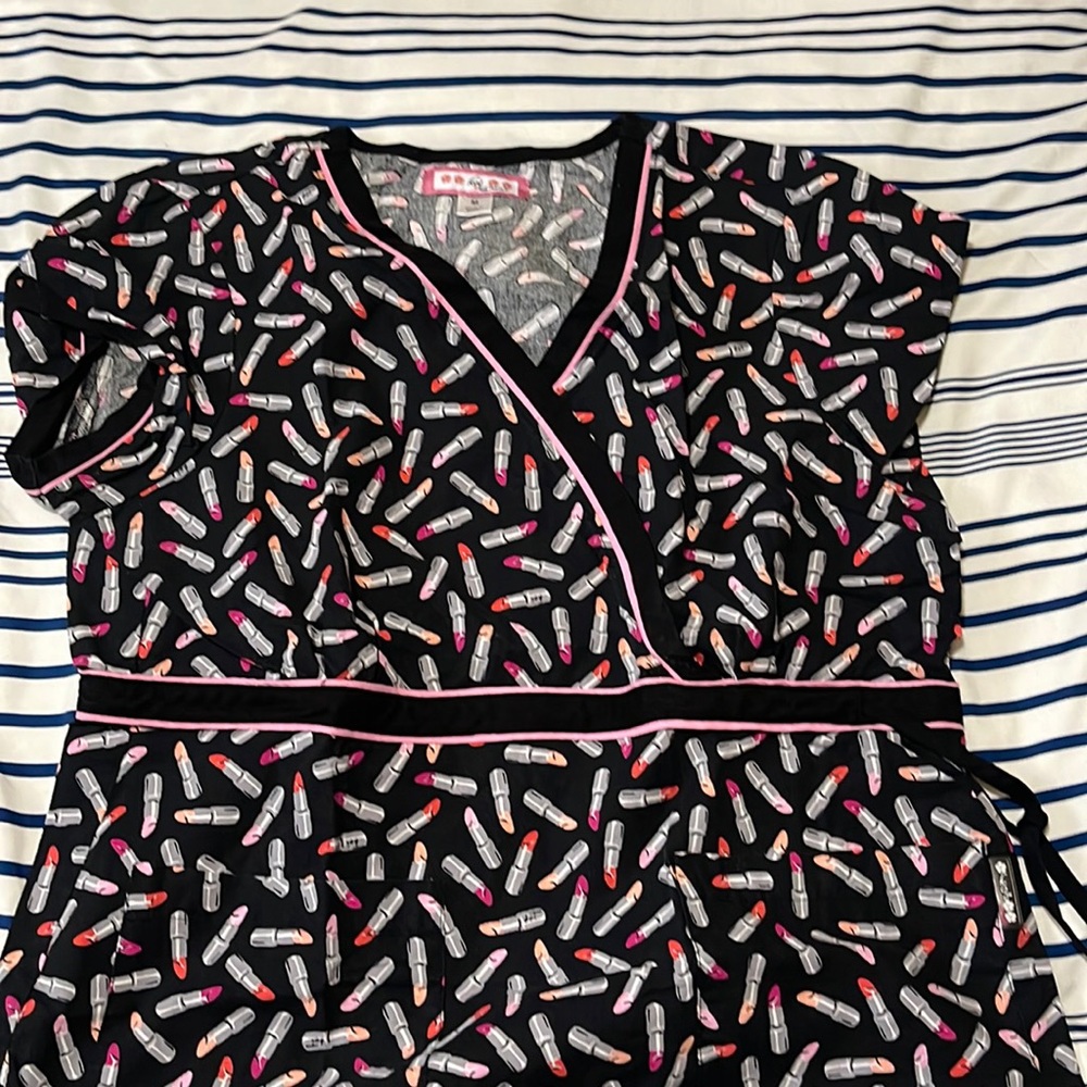 Koi scrub size M